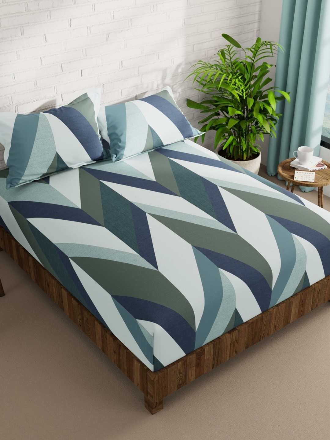 

BIANCA Envogue Blue Geometric 152 TC Microfiber Queen Bedsheet with 2 Pillow Covers