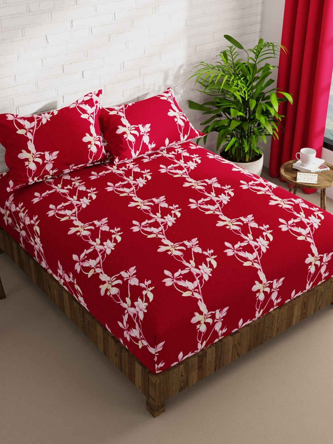 

BIANCA Envogue Red & White Floral 152 TC Microfiber Queen Bedsheet with 2 Pillow Covers