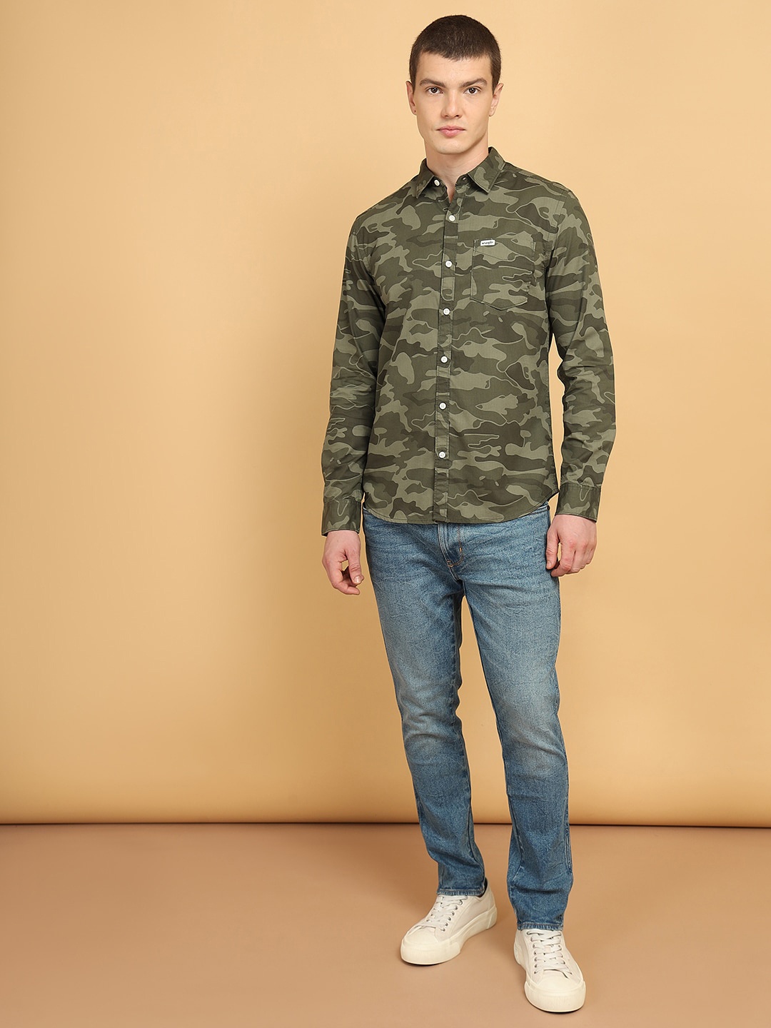 

Wrangler Classic Camouflage Printed Pure Cotton Casual Shirt, Olive