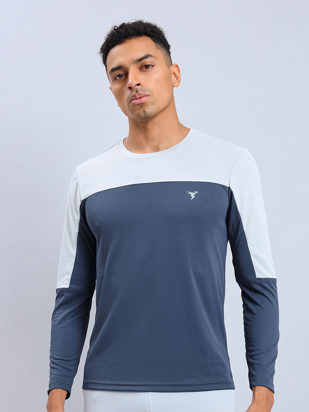 

Technosport Rapid Dry Anti Odour Colourblocked Slim Fit Sports T-shirt, Grey