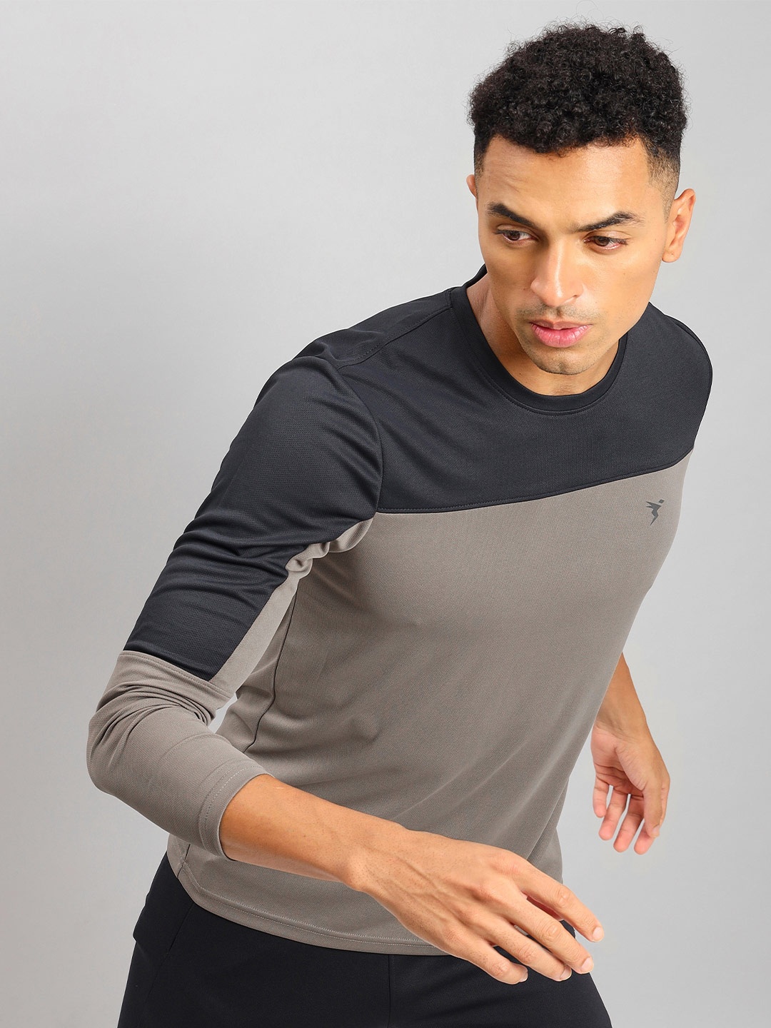 

Technosport Colourblocked Anti Odour Slim Fit Training T-shirt, Grey