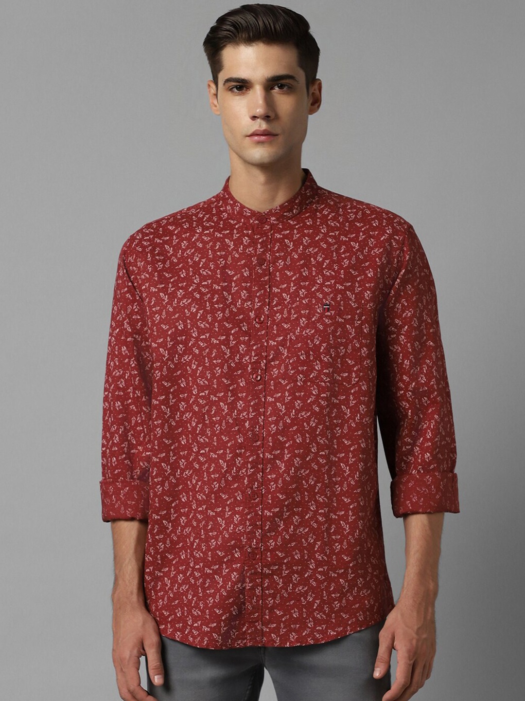 

Louis Philippe Jeans Slim Fit Floral Printed Mandarin Collar Cotton Linen Casual Shirt, Maroon