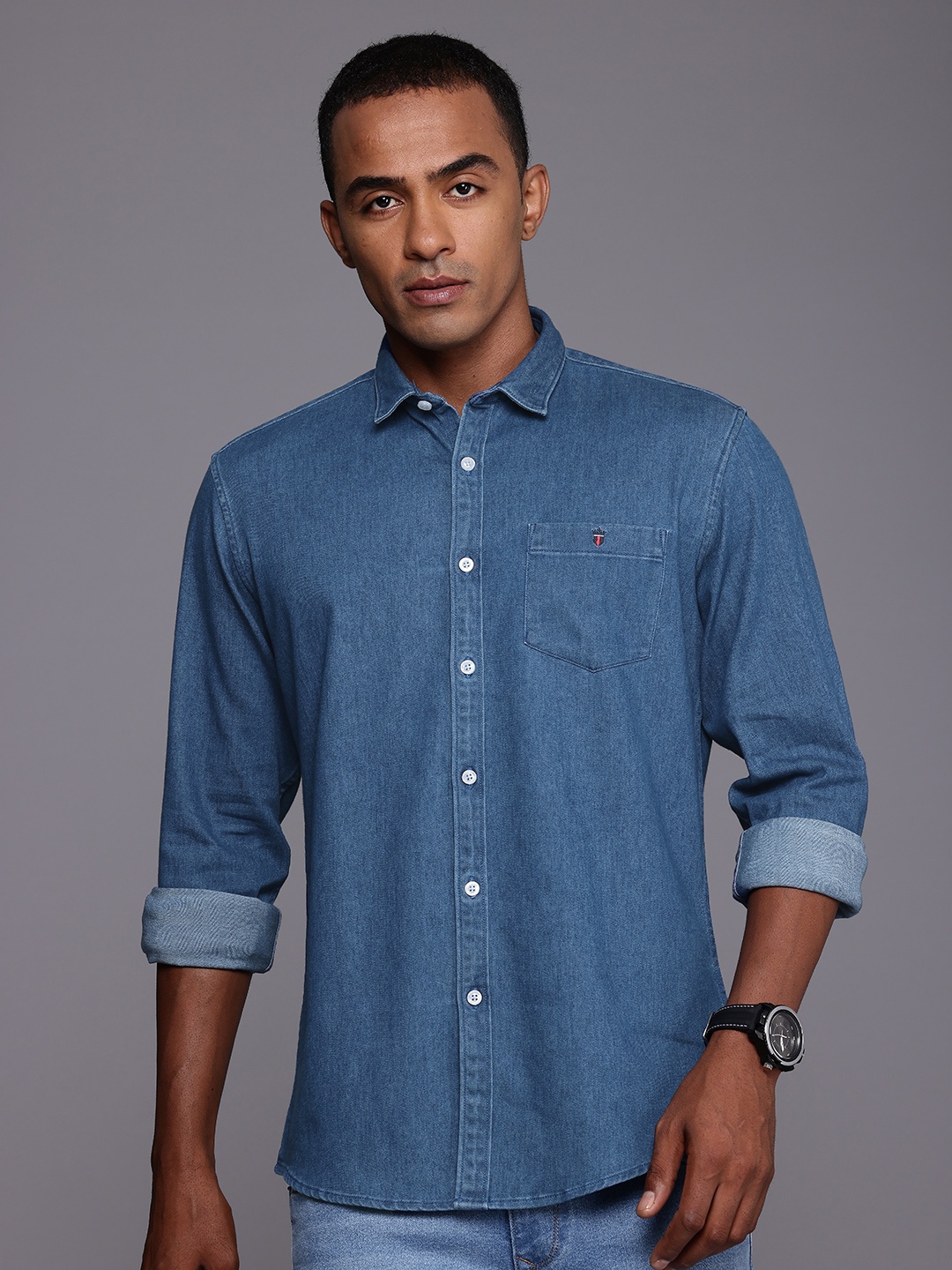 

Louis Philippe Jeans Chambray Slim Fit Opaque Casual Shirt, Blue
