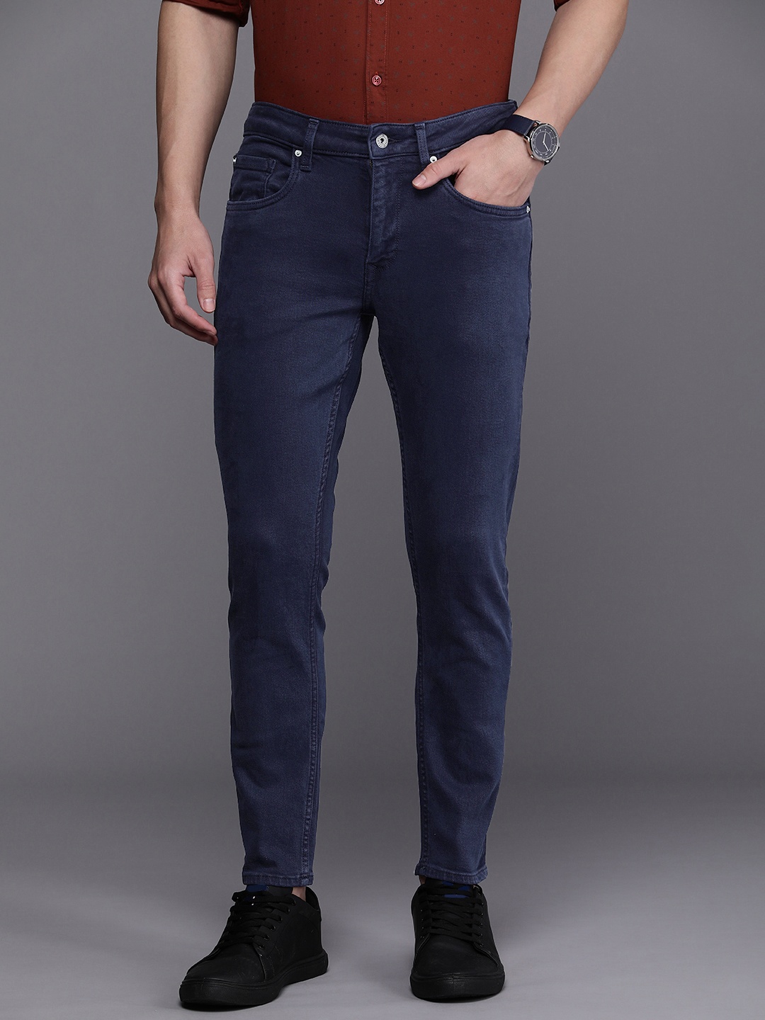 

Louis Philippe Jeans Men Smart Fit Low-Rise Stretchable Jeans, Navy blue