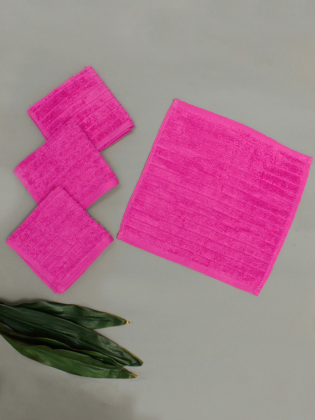 

AVI Living Pink 4 Pieces 400 GSM Pure Cotton Face Towels