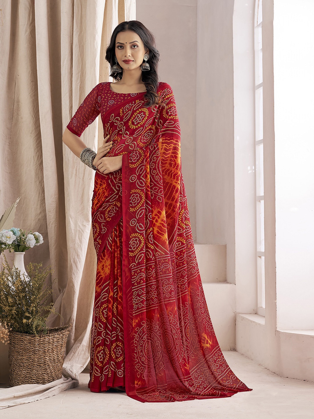 

Mitera Bandhani Printed Bandhani Saree, Maroon