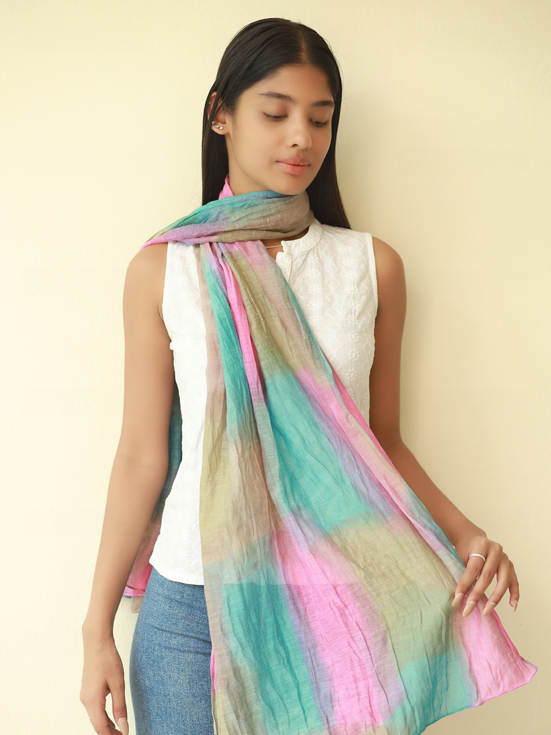 

Ayesha Women Blue & Pink Printed Scarf