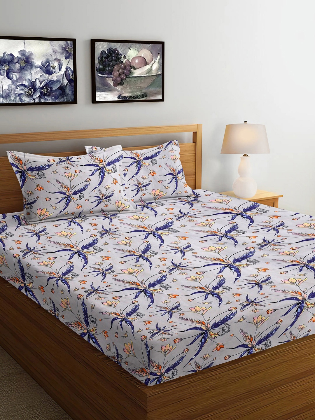 

FABINALIV White & Blue Floral 300 TC Fitted King Bedsheet with 2 Pillow Covers