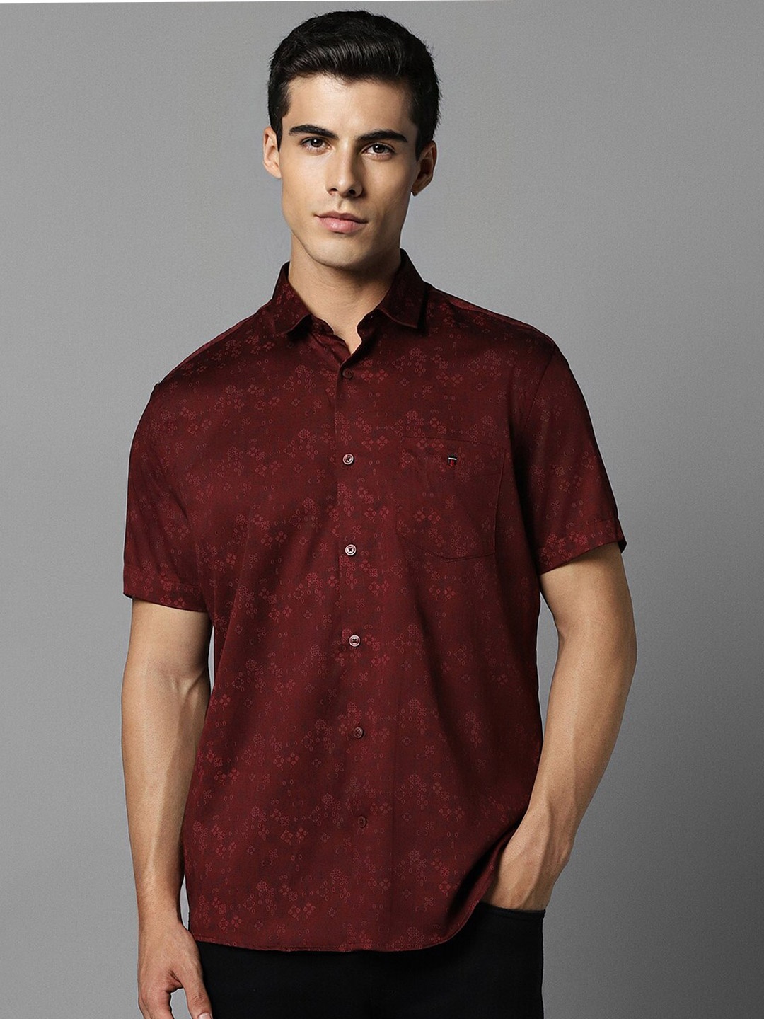

Louis Philippe Sport Slim Fit Ethnic Motifs Printed Cotton Casual Shirt, Maroon