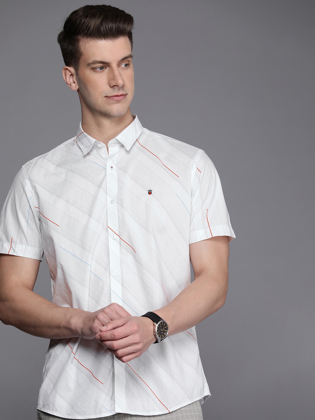

Louis Philippe Sport Slim Fit Geometric Printed Pure Cotton Casual Shirt, White