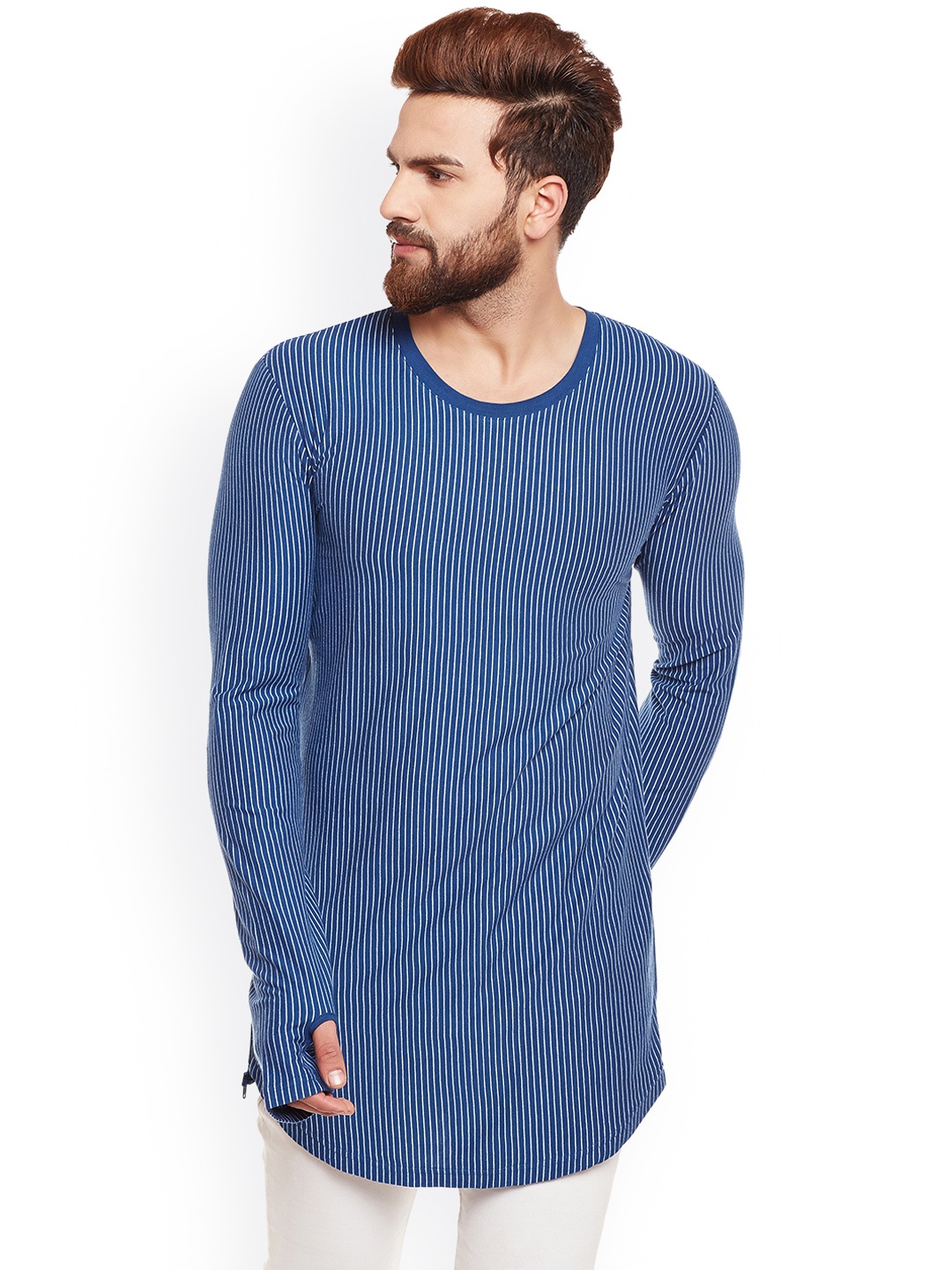 

Hypernation Men Blue Striped Round Neck T-shirt
