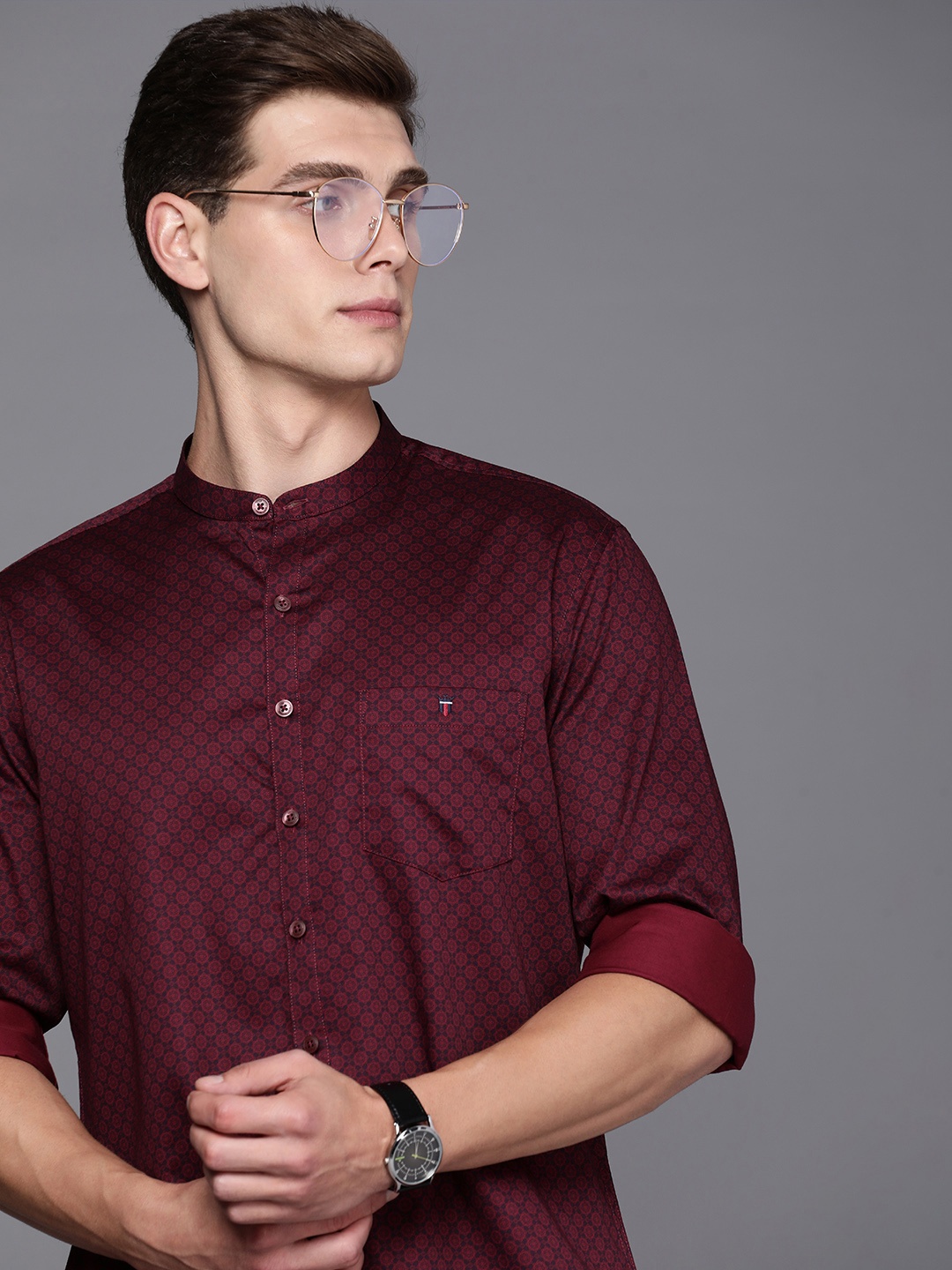 

Louis Philippe Sport Men Pure Cotton Slim Fit Printed Casual Shirt, Burgundy