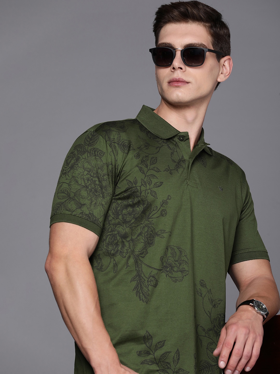

Louis Philippe Sport Men Floral Printed Polo Collar Pure Cotton T-shirt, Green