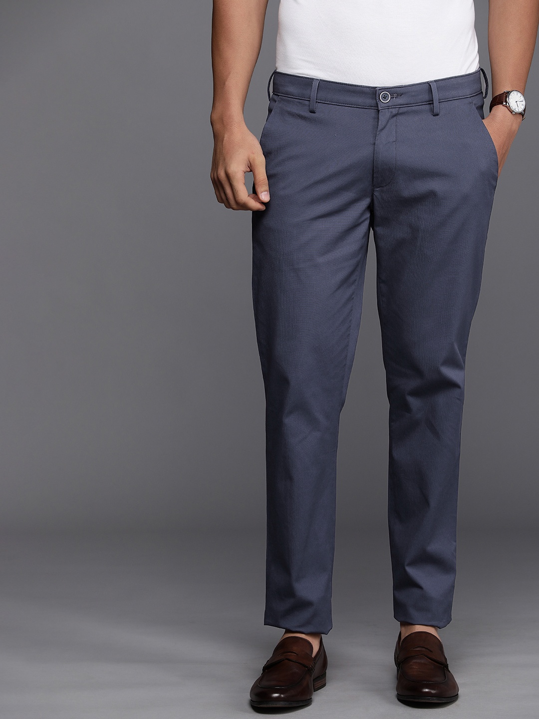 

Louis Philippe Sport Men Slim Fit Chinos, Navy blue