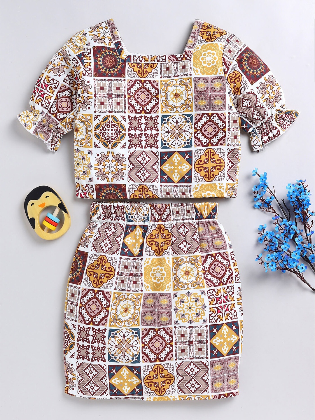 

Toonyport Girls Printed Top With Skirt, Yellow
