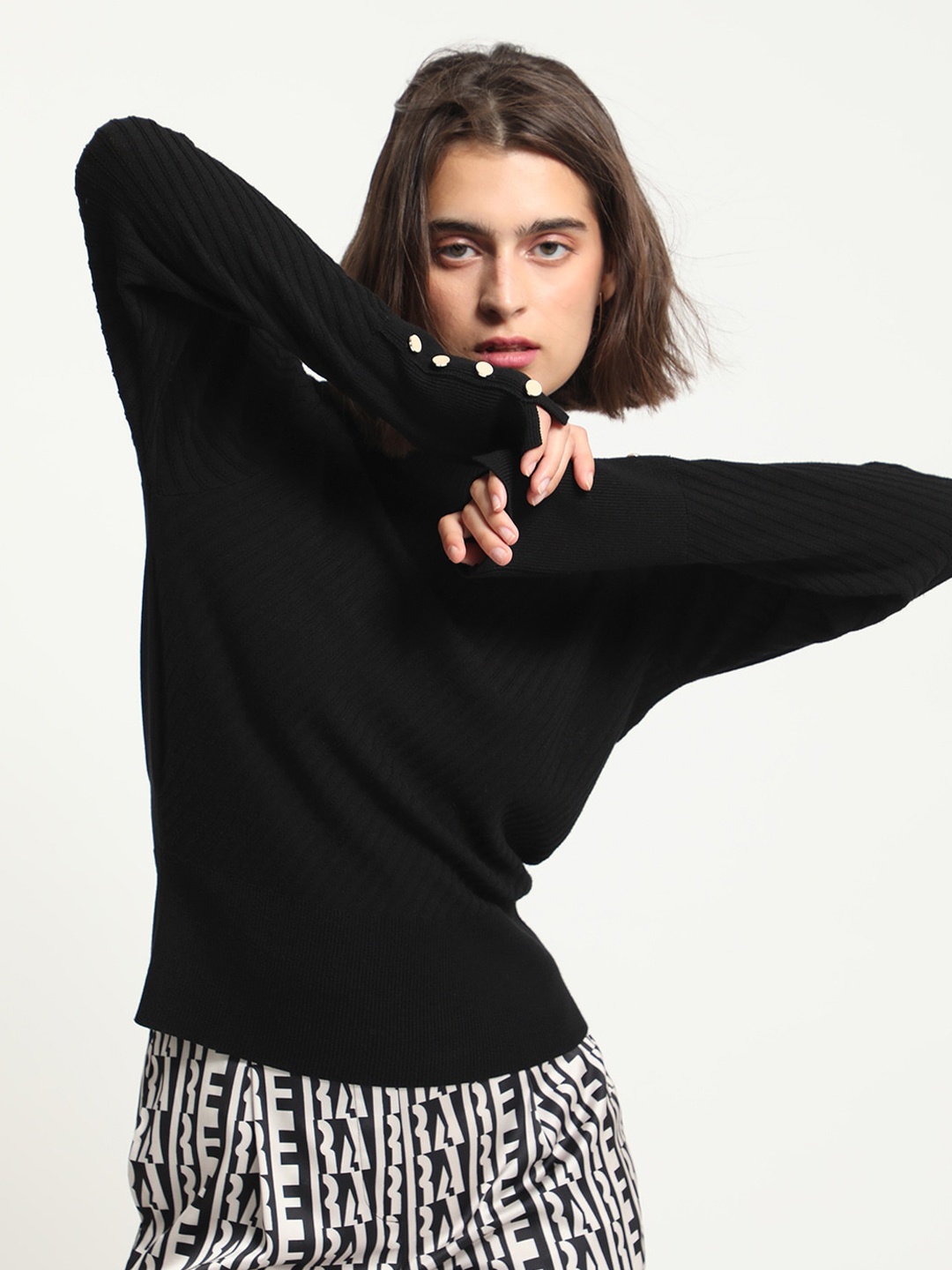 

RAREISM Turtle Neck Knitted Pullover with Cuff Detail, Black