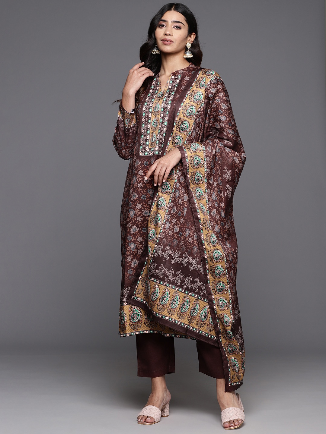 

Varanga Floral Printed Kurta with Trouser & Dupatta, Brown