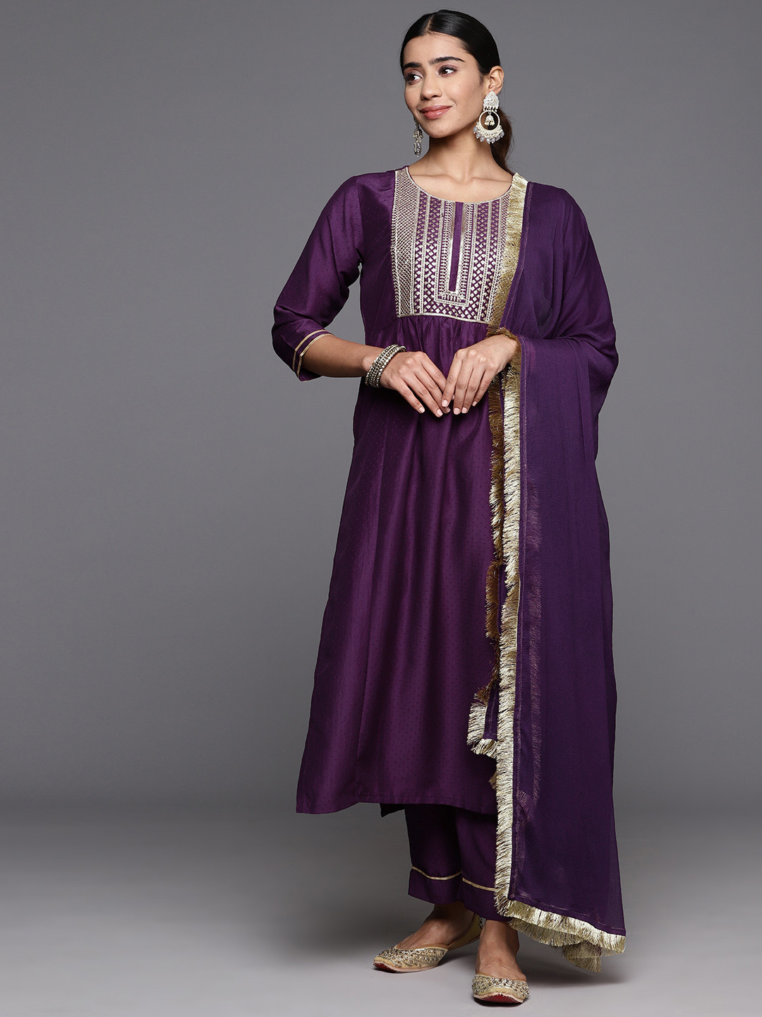 

Varanga Women Floral Embroidered Regular Sequined Kurta with Trousers & Dupatta, Purple