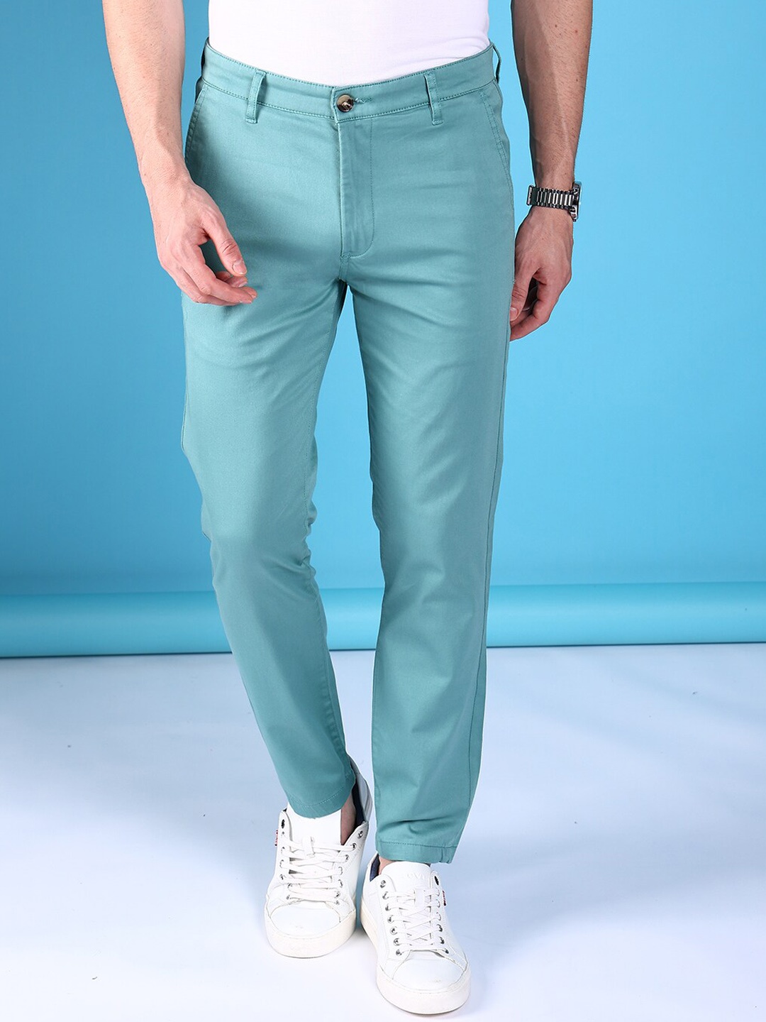 

The Indian Garage Co Men Slim Fit Mid-Rise Cotton Chinos Trousers, Green
