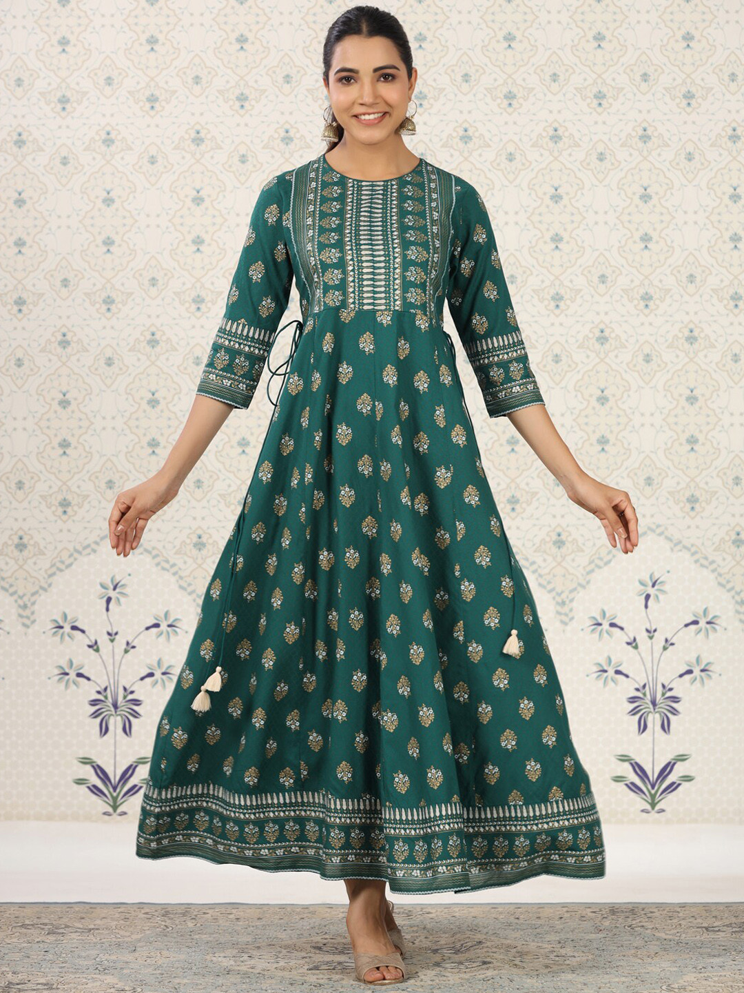 

Ode by House of Pataudi Ethnic Motifs Printed Fit & Flare Ethnic Dress, Green