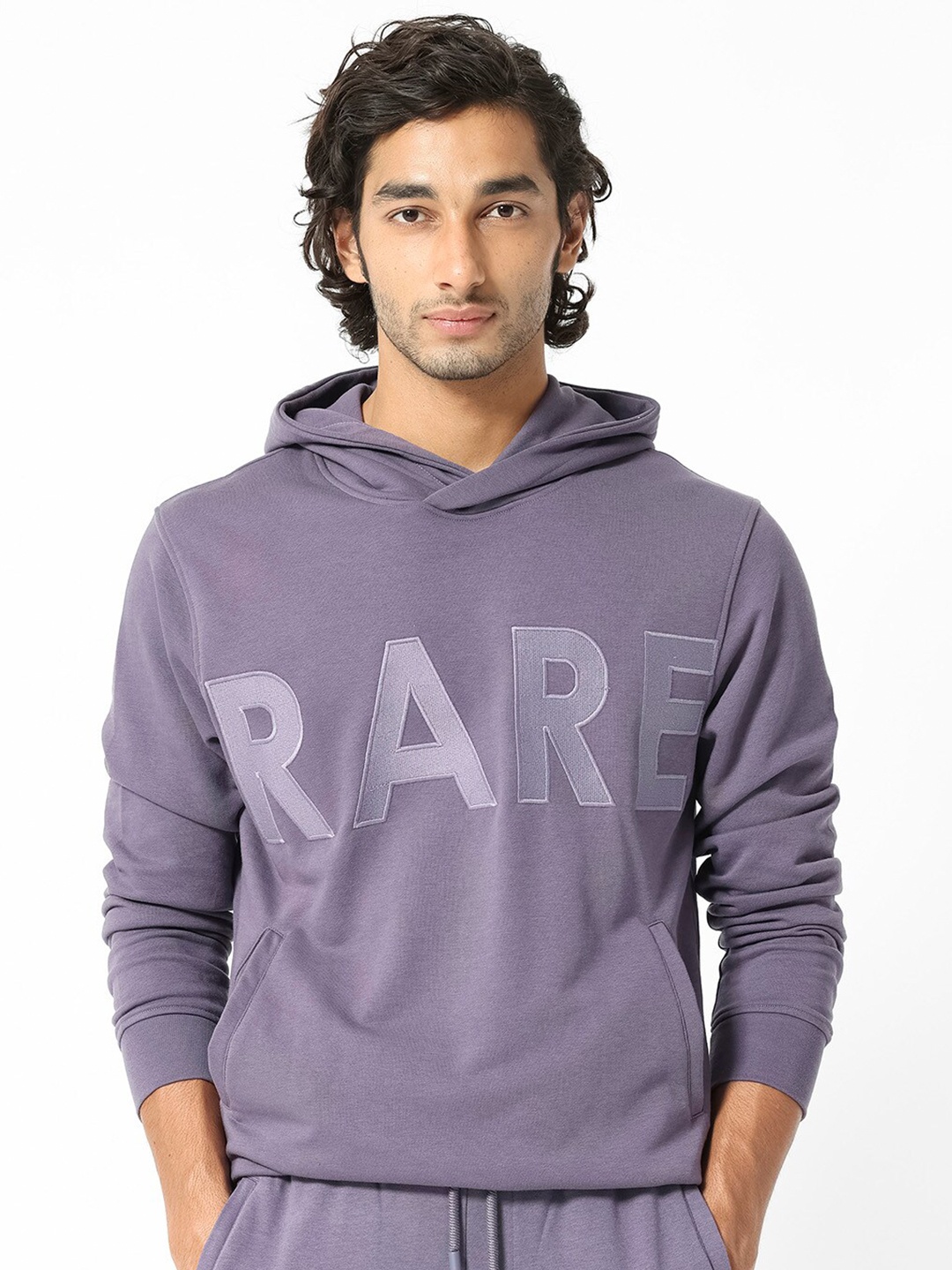 

RARE RABBIT Men April Hooded Typography Printed Sweatshirt, Purple
