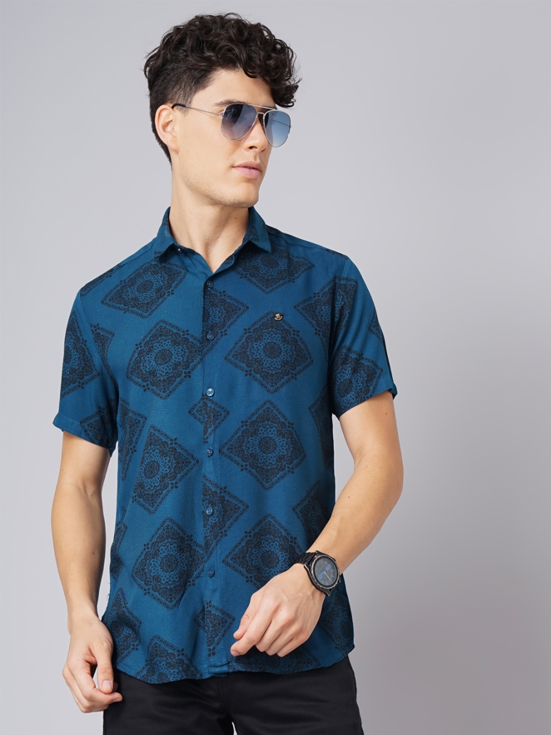 

PAUL STREET Standard Slim Fit Ethnic Motifs Printed Spread Collar Casual Shirt, Blue