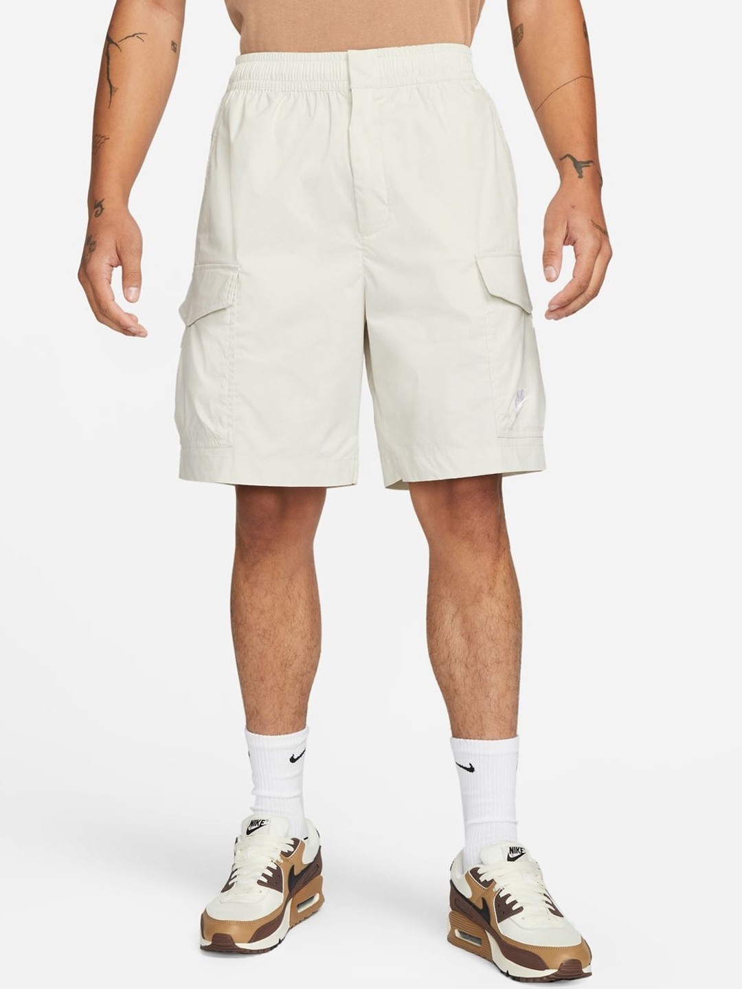 

Nike Men Sportswear Sport Essentials Woven Unlined Utility Cotton Sports Shorts, White