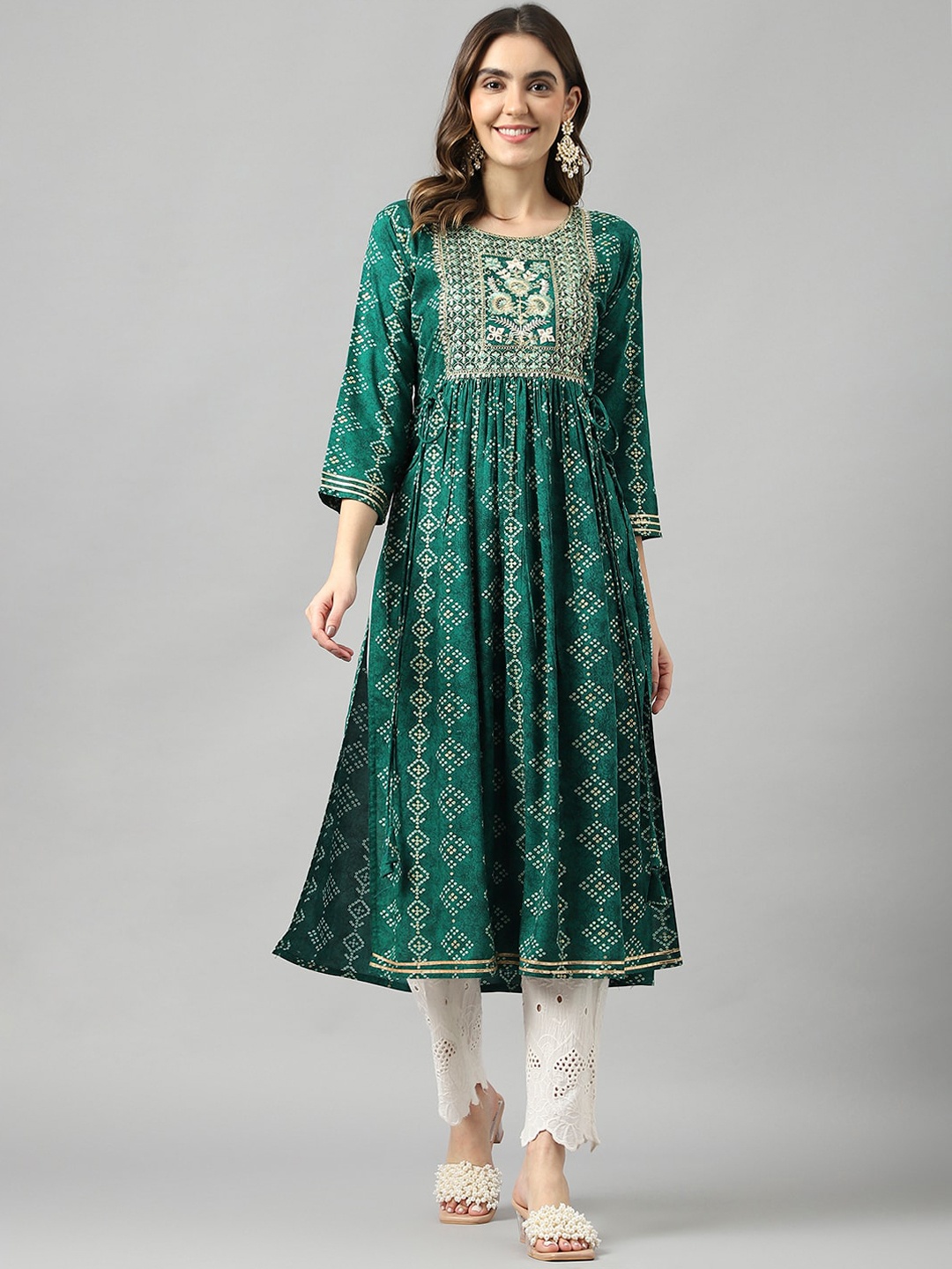 

Sangria Bandhani Printed Sequinned Pleated A-Line Kurta, Green