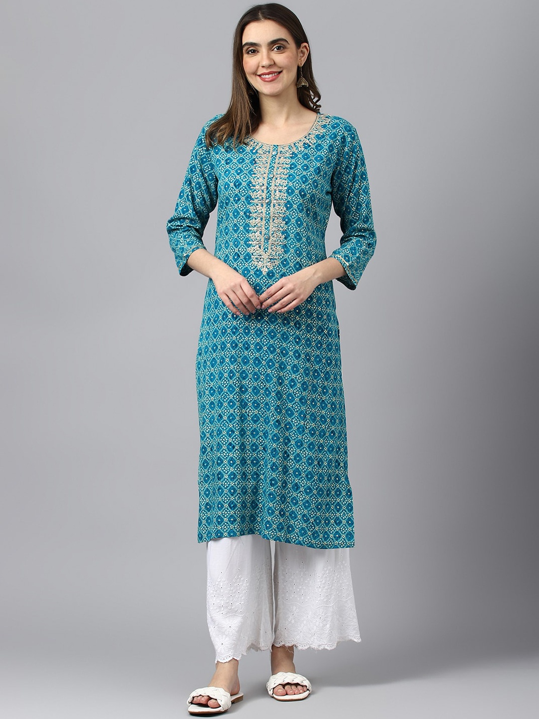 

Sangria Bandhani Printed Thread Work Straight Kurta, Blue