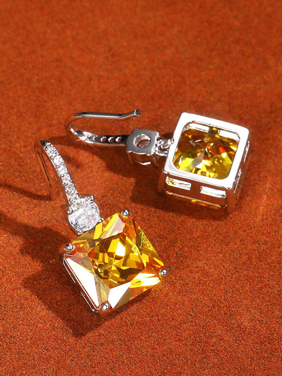 

Designs & You Silver Plated American Diamond Studded Square Shaped Drop Earrings