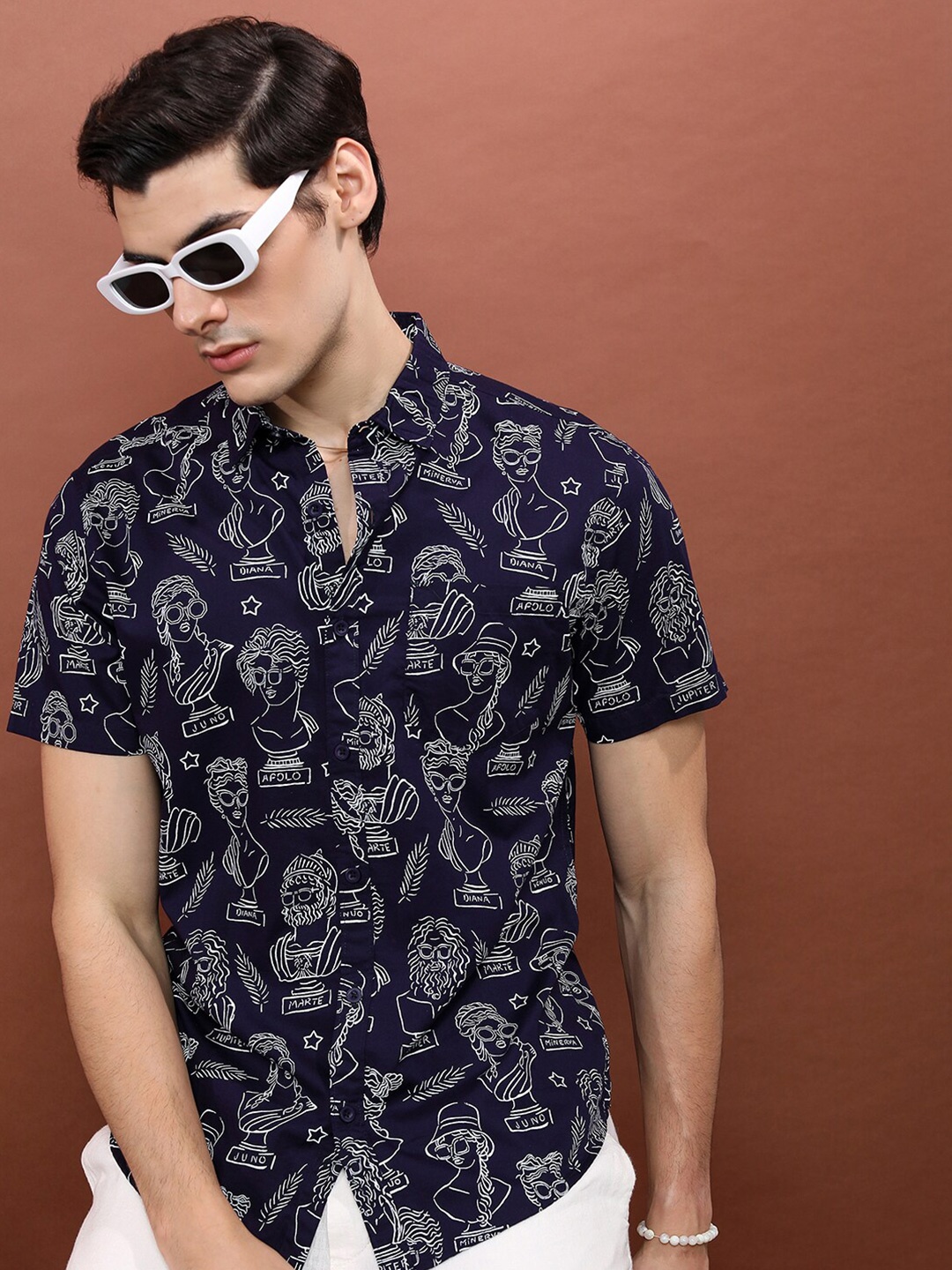 

HIGHLANDER Slim Fit Graphic Printed Cotton Casual Shirt, Navy blue