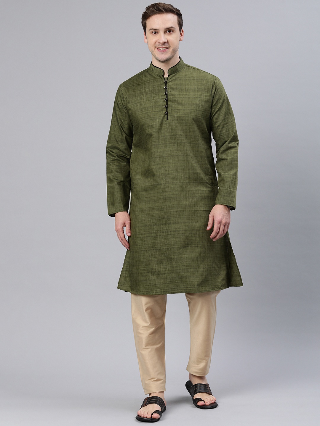 

Majestic Man Mandarin Collar Woven Design Kurta, Green