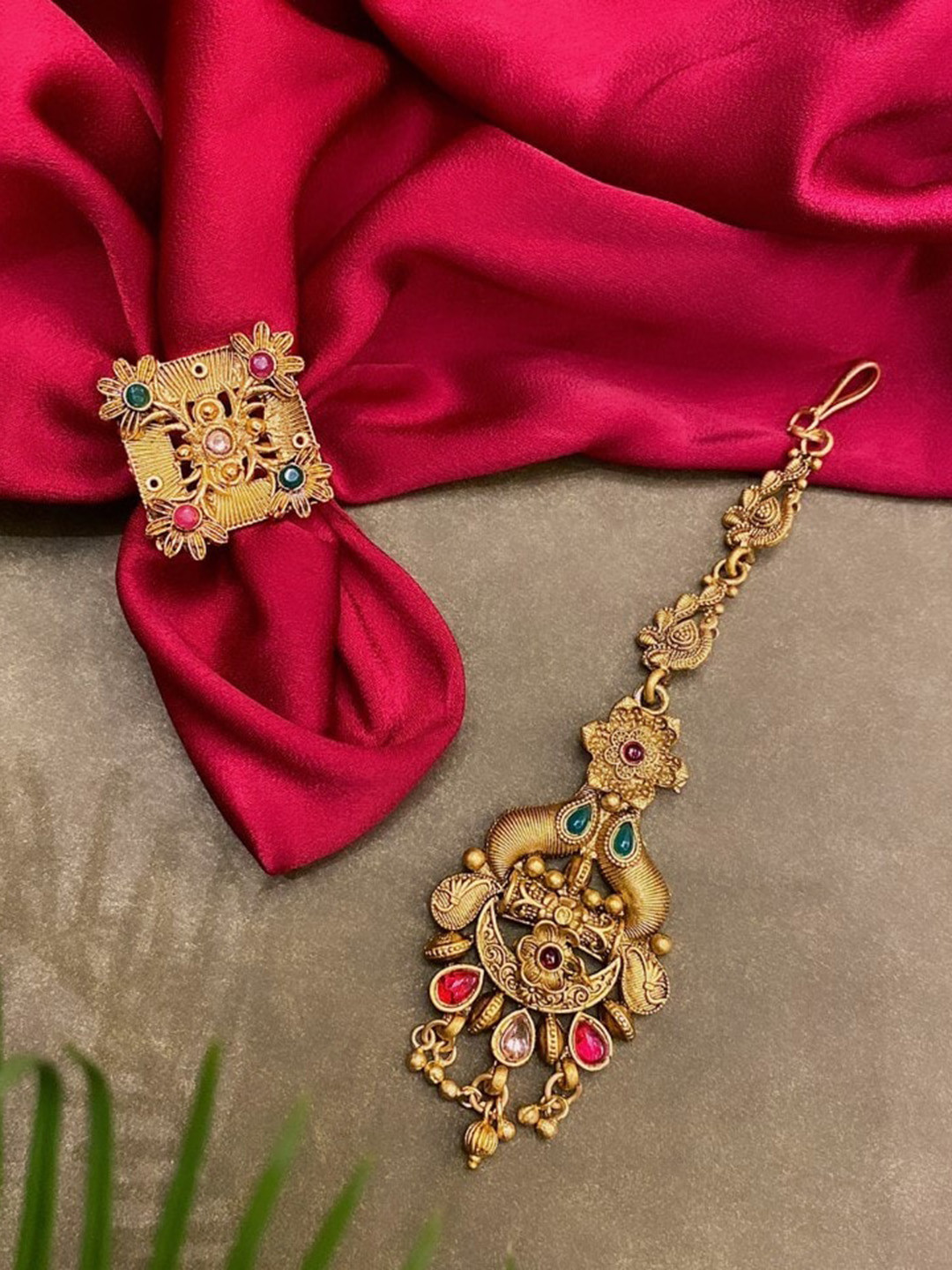 

ATIBELLE Gold-Plated Jewellery Set
