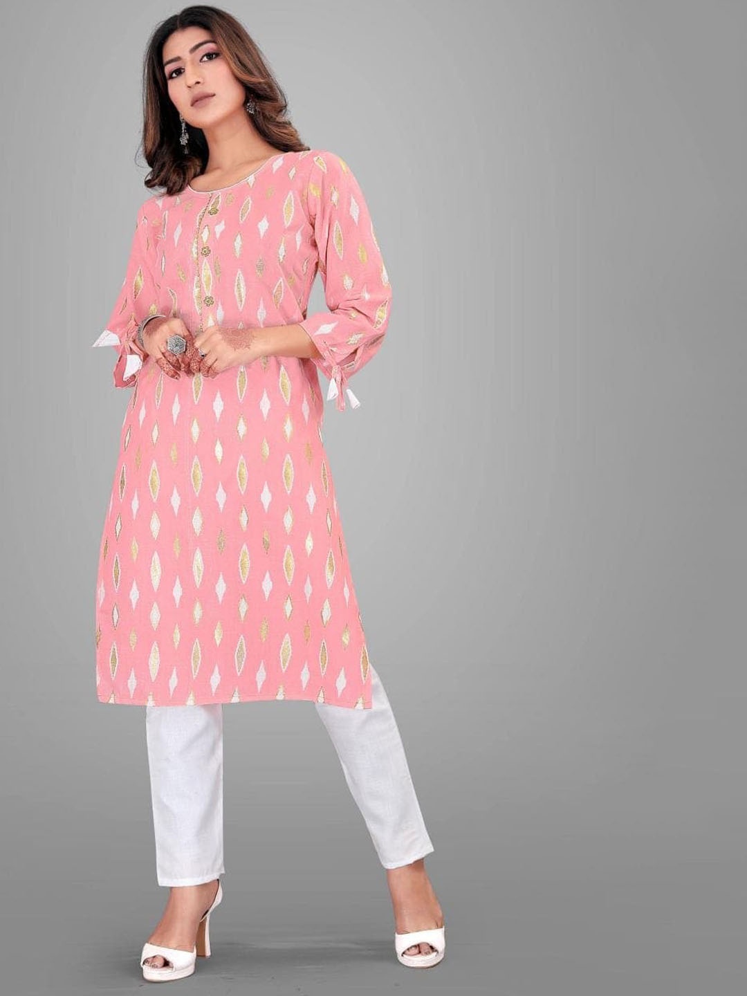 

WORIVOC Geometric Printed Tie-Up Sleeves Regular Kurta with Trousers, Pink