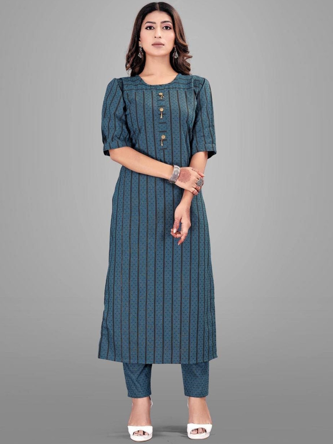 

WORIVOC Striped Straight Kurta With Trousers, Blue