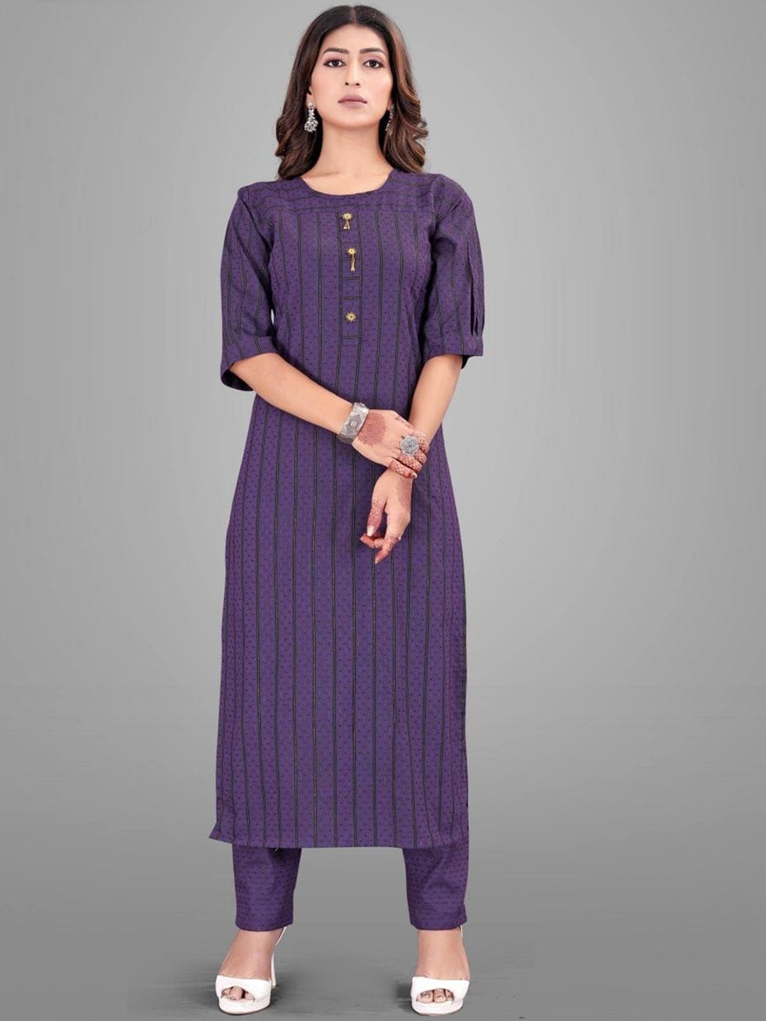 

WORIVOC Striped Straight Kurta With Trousers, Purple