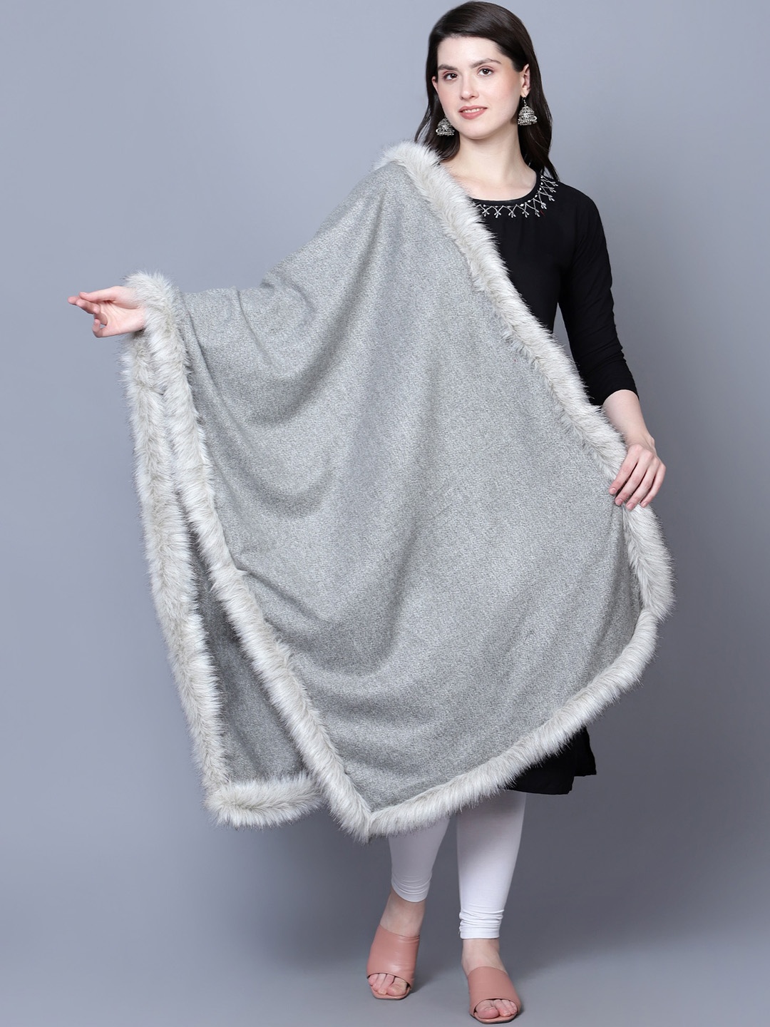 

Mizash Fringed Woollen Shawl, Grey