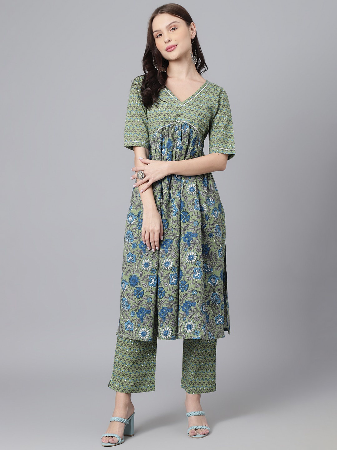 

KALINI Floral Printed Empire Kurta with Trousers, Green
