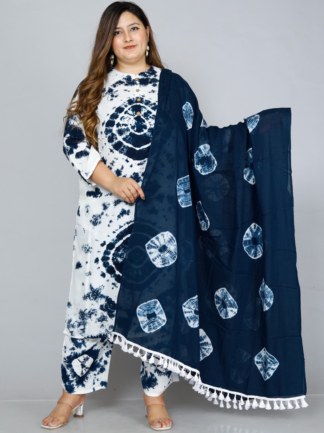 

PNEHA Plus Size Tie & Dyed Band Collar Kurta with Trousers & Dupatta, Blue