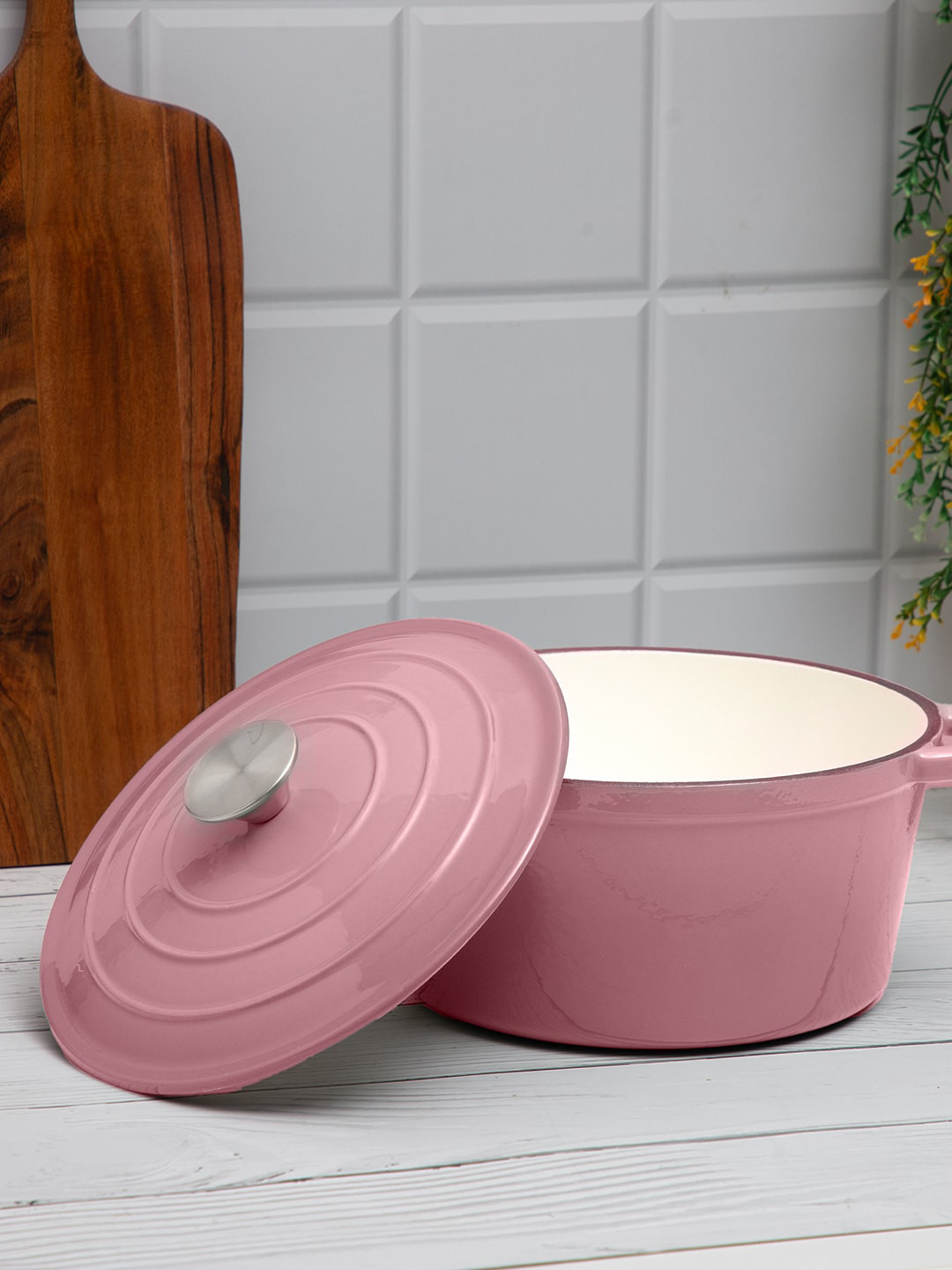

Anko BLUSH Pink Iron Casserole - 4 L