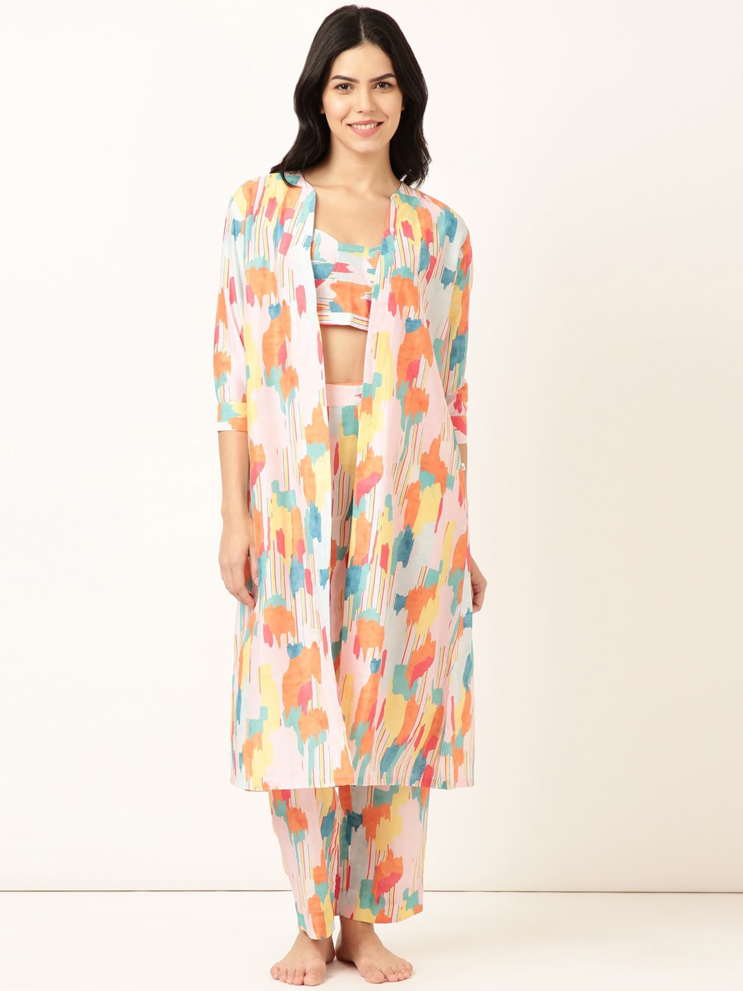 

Bannos Swagger Printed Night Suit With Shrug, Pink