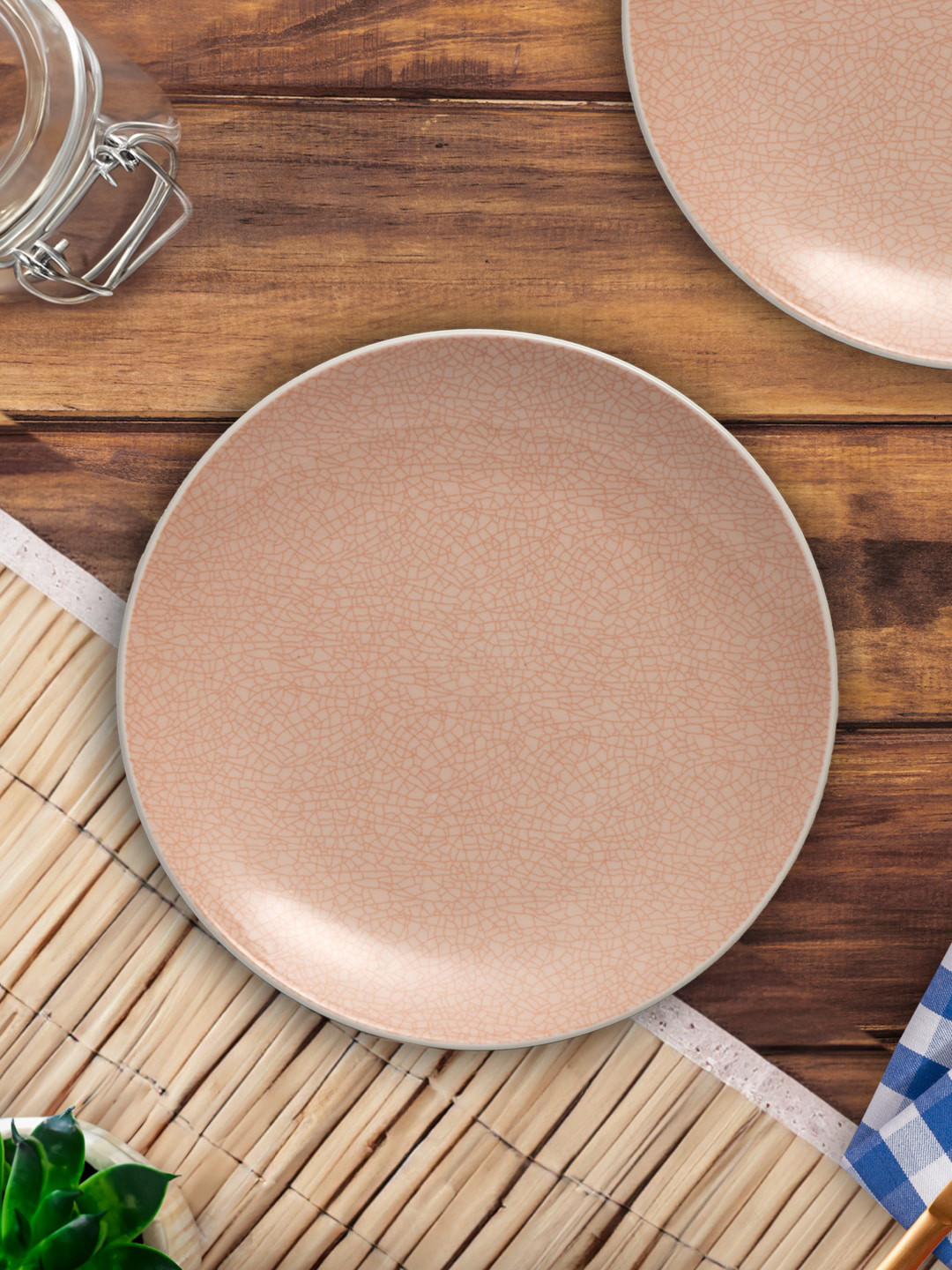 

Anko Pink 2 Pieces Stoneware Glossy Plates