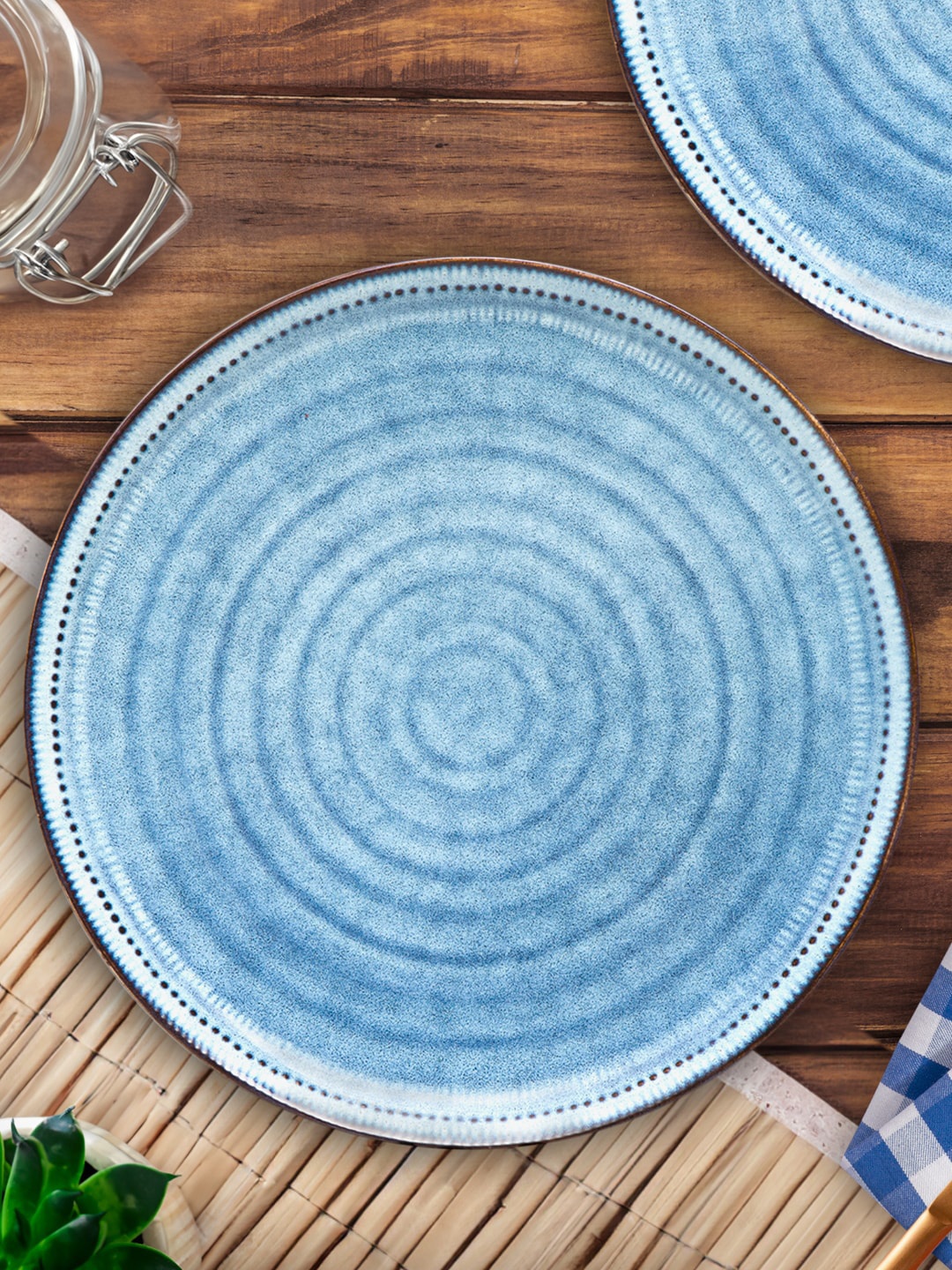 

Anko Blue 2 Pieces Stoneware Glossy Plates