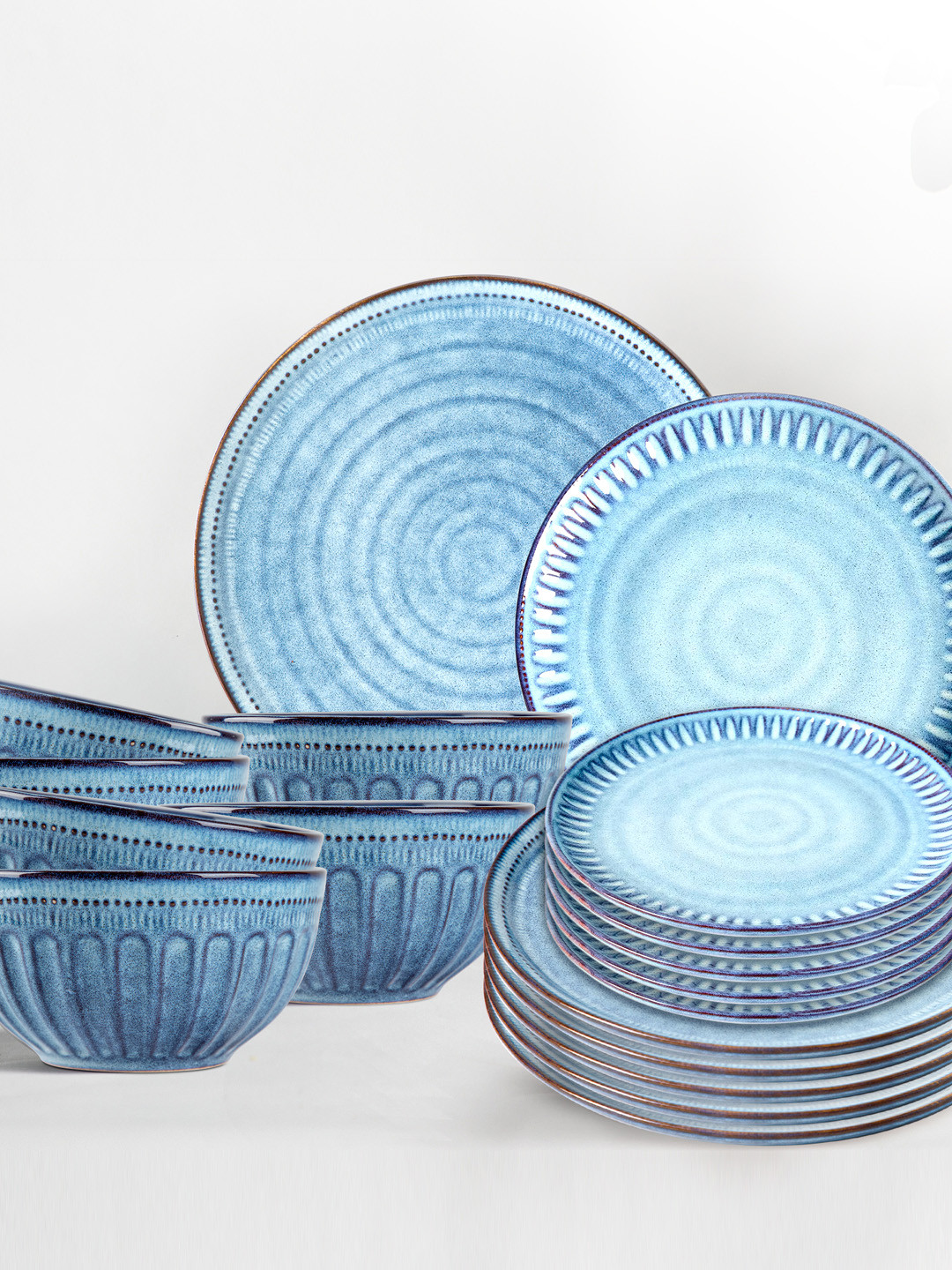 

Anko Blue & Brown 18 Pieces Stoneware Glossy Dinner Set