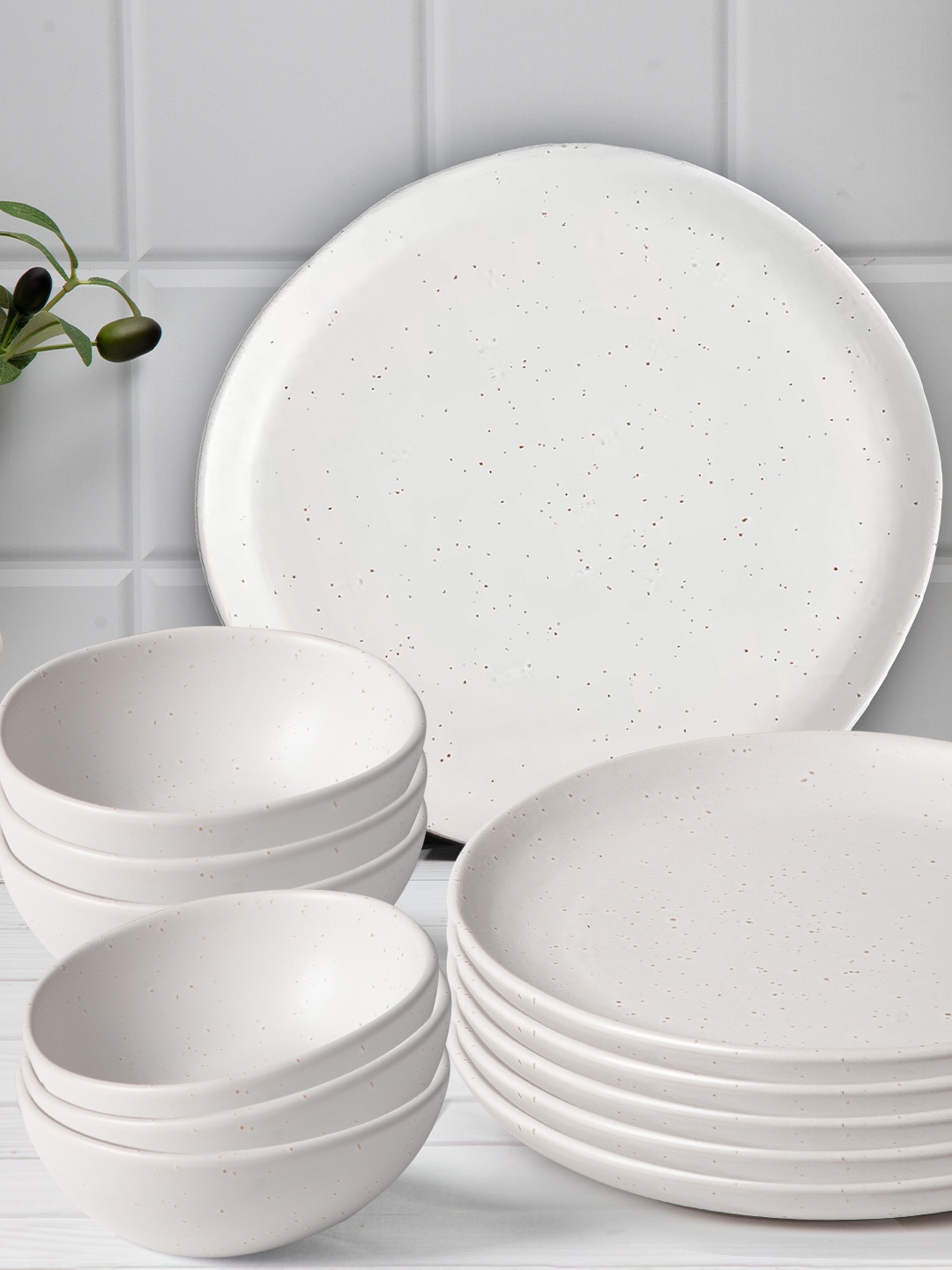 

Anko White 12 Pieces Printed Stoneware Glossy Dinner Set