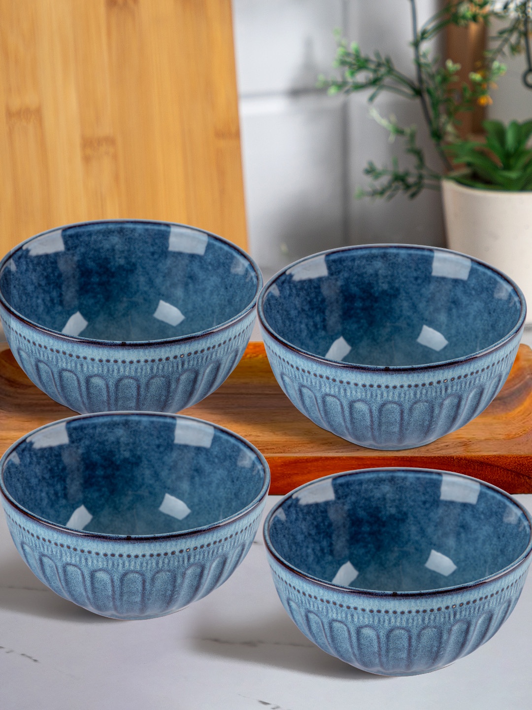 

Anko Blue 4 Pieces Textured Stoneware Glossy Bowls