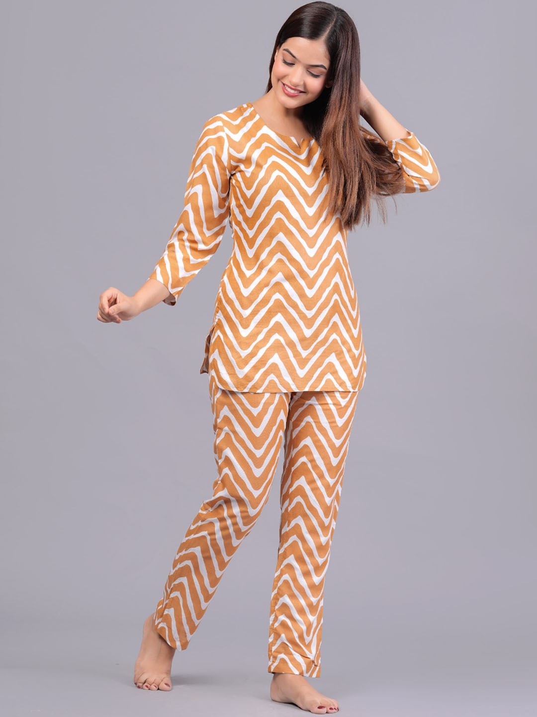 

Bachuu Chevron Printed Kurti With Pyjamas, Yellow
