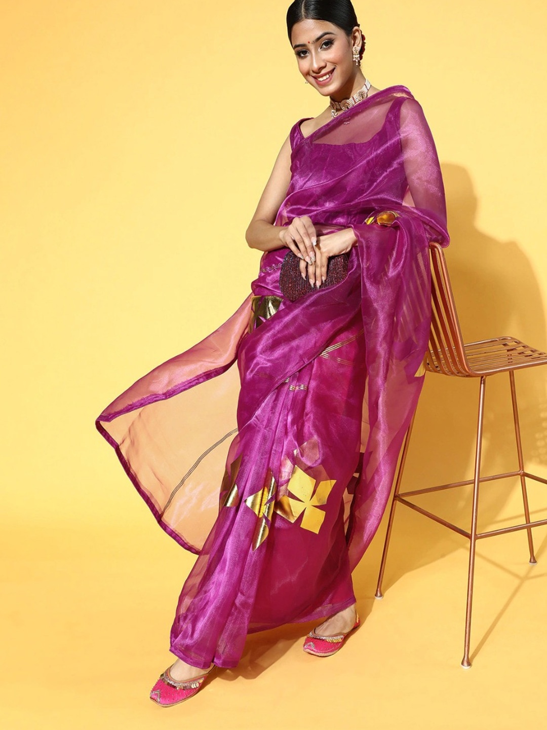 

Munir Geometric Printed Organza Saree, Magenta