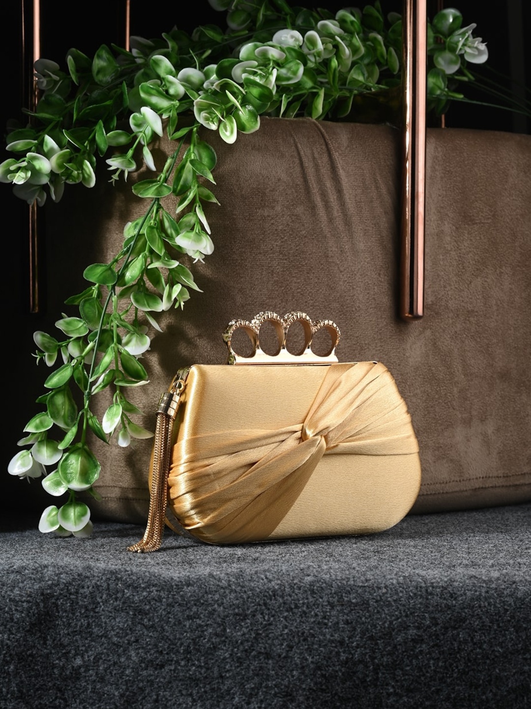

Toobacraft Embellished Box Clutch, Gold