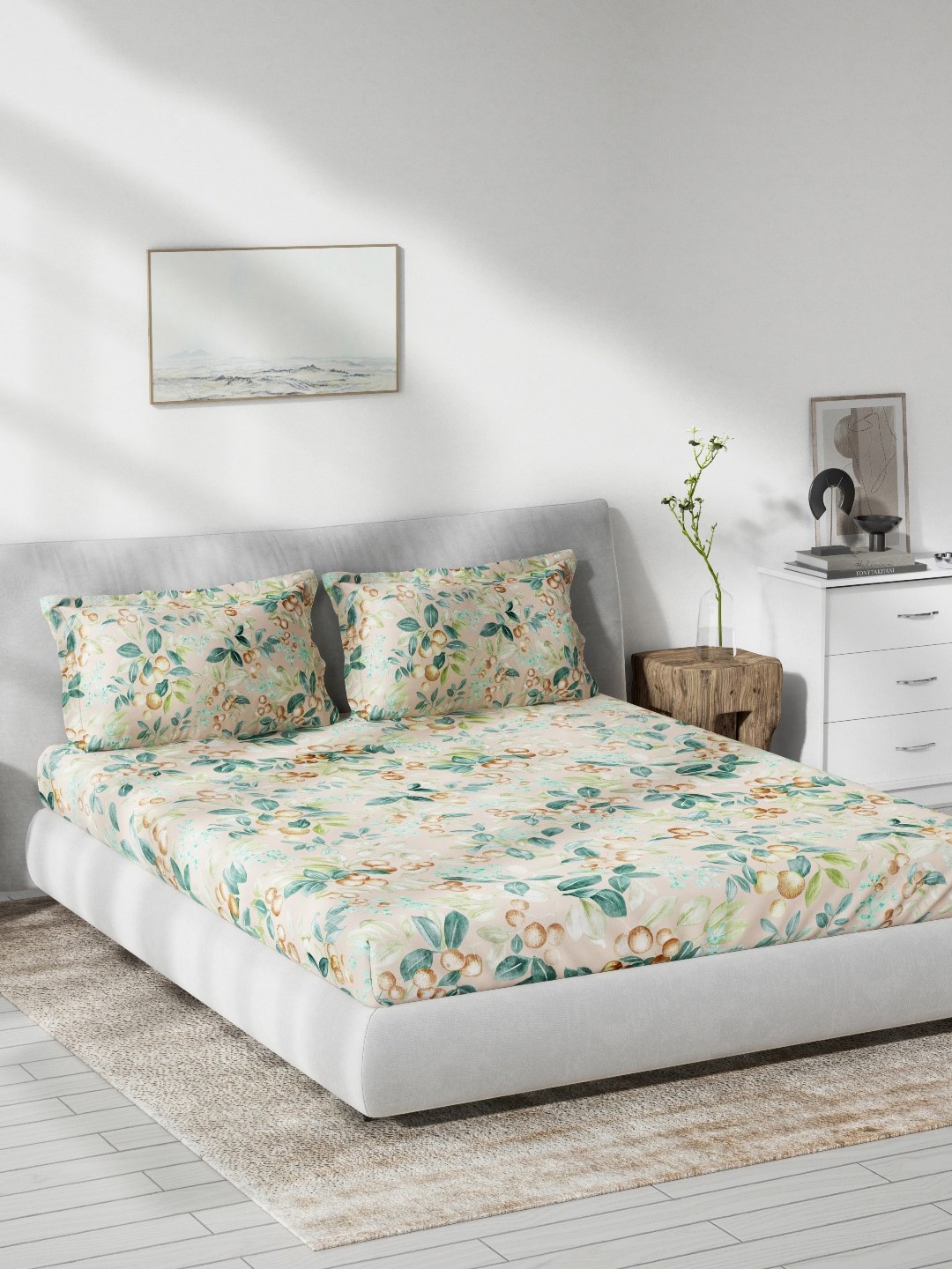 

DDecor Green & White Floral Cotton 140 TC Queen Bedsheet with 2 Pillow Covers